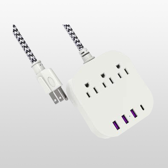 LA004A/LPU33+4U 3-Conductor 3-outlet Extension cord 5-15P125V~With 4-USB