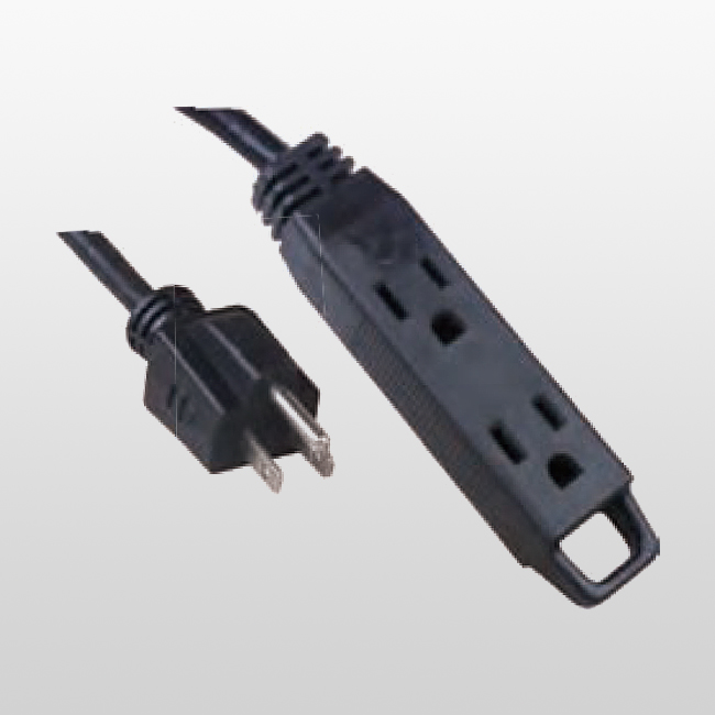 LA004K/LA052P 3-Conductor 3-Outlet Banana 5-15P 15A 125V~