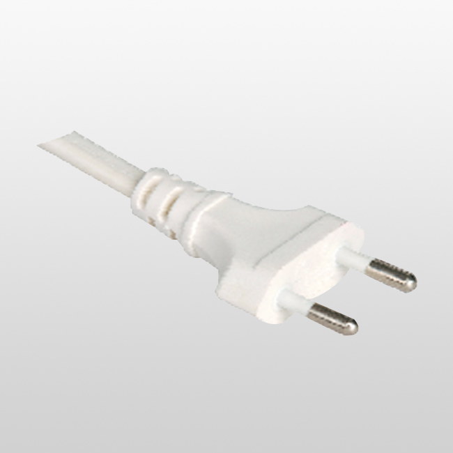 LA110B SEV Non-rewirable 2p Plugs