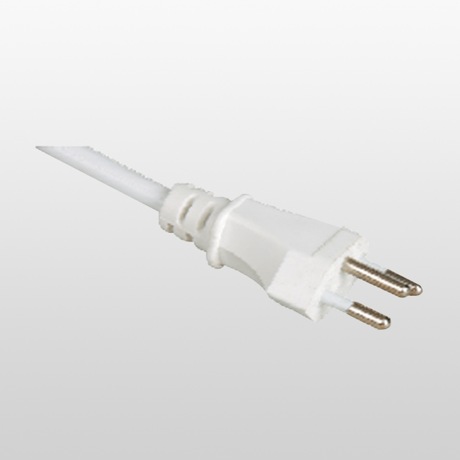LA111B SEV Non-rewirable 2p Plugs