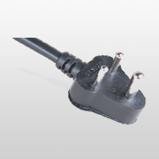 LA150A South Africa Non-rewirable 2P+T Plug