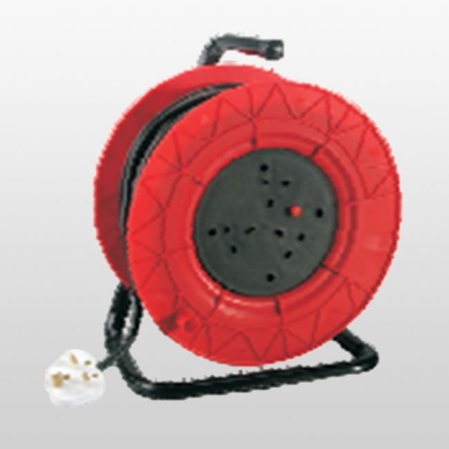 LRE350B 250V AC , IP20, rewirable with 3-way BS 1363 socket-outlet with thermal-cutout and rewirable Bs1363 plug type Sw168. Reeled max. 1.0KW (4.0A Unreeled Max. 3.25 KW (13A)